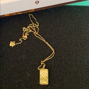 Gold Pendant Necklace